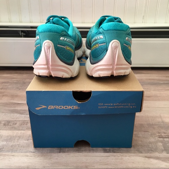 Brooks pure cadence 2 running sneakers. - Picture 4 of 6